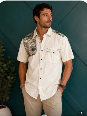 Game Guard Outdoor Casual Button Up Shirt Beige Graphic Trim Size L